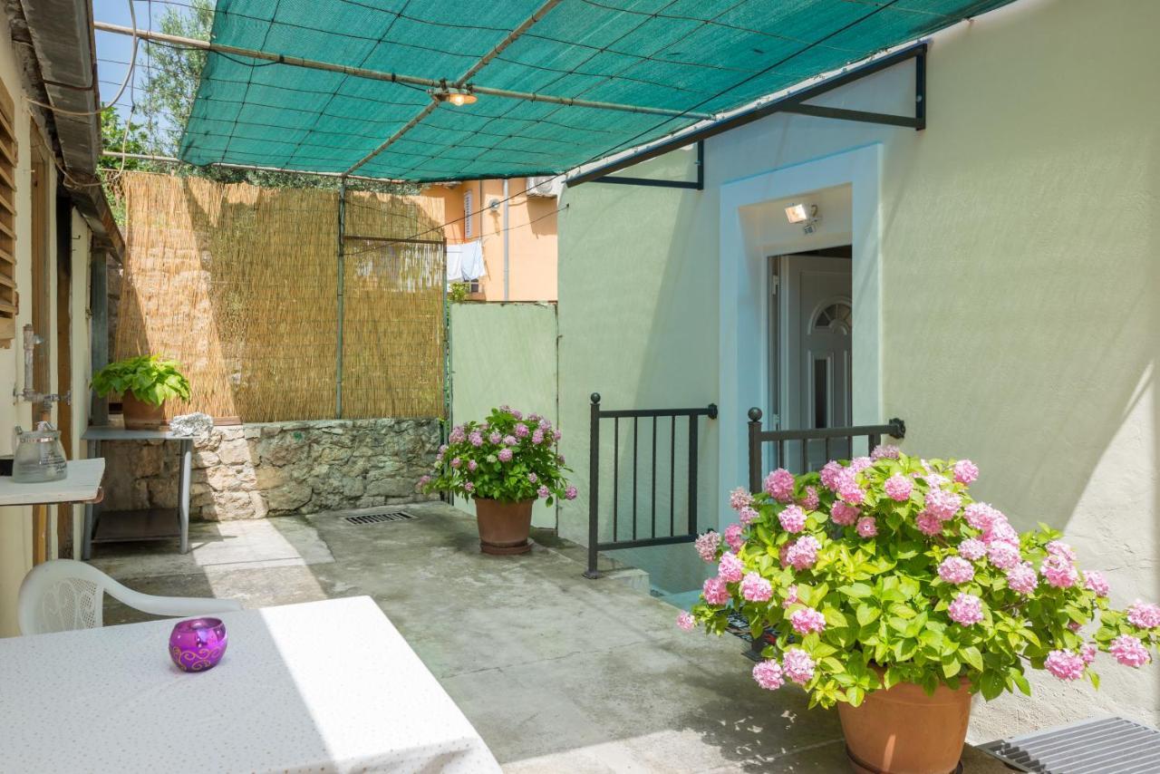 Ferienwohnung Petite Split Exterior foto