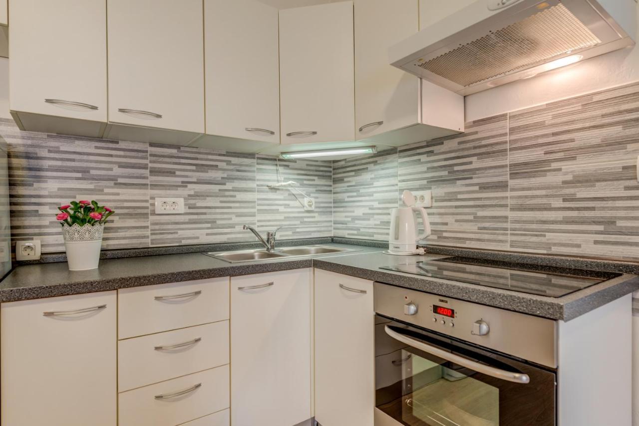 Ferienwohnung Petite Split Exterior foto